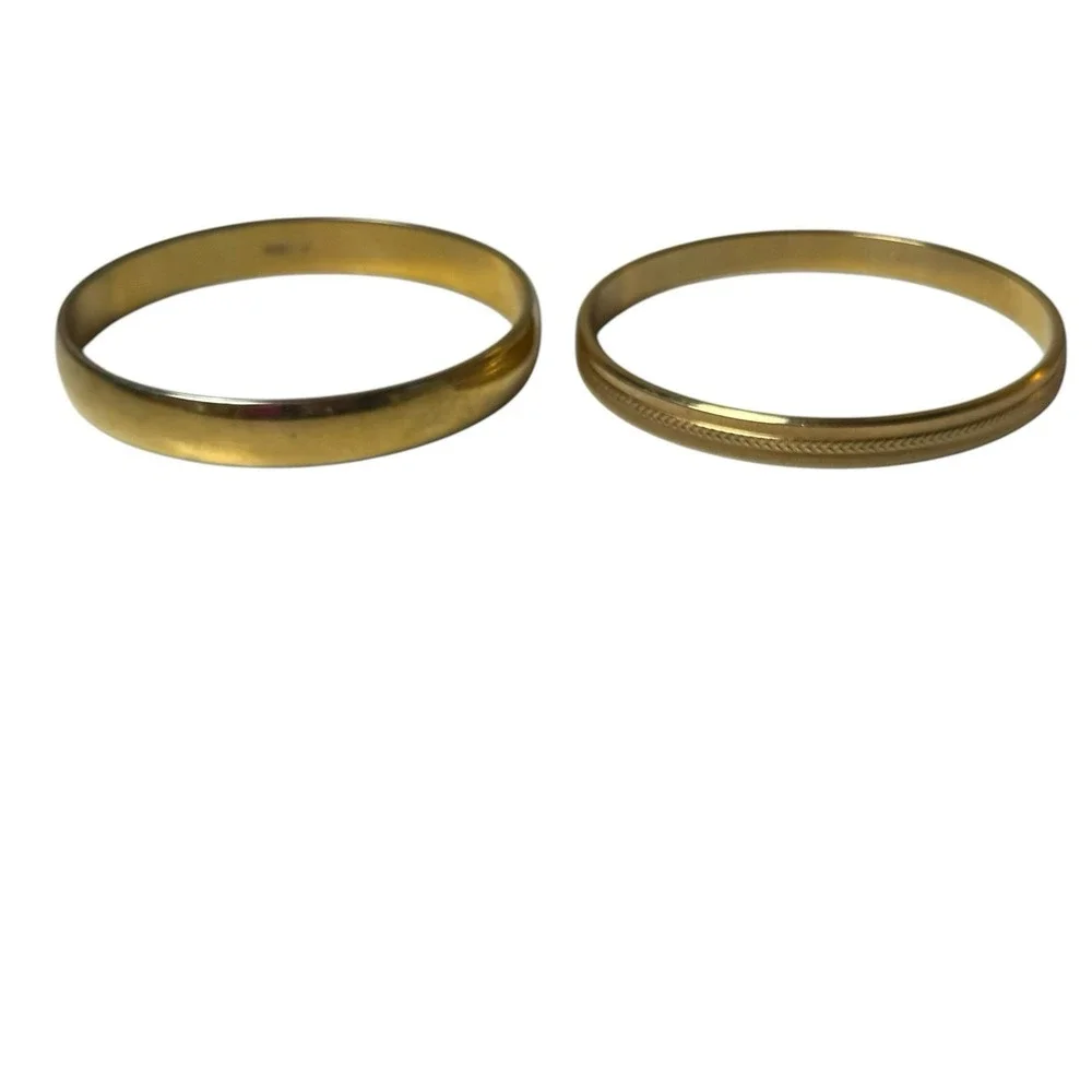 Monet gold tone